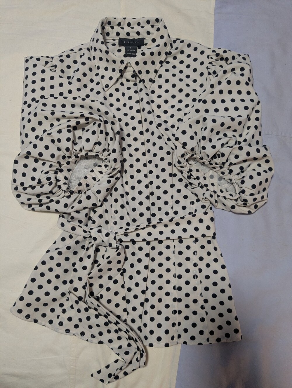 Grace White Button-Front Polka Dot Puff-Sleeve Blouse